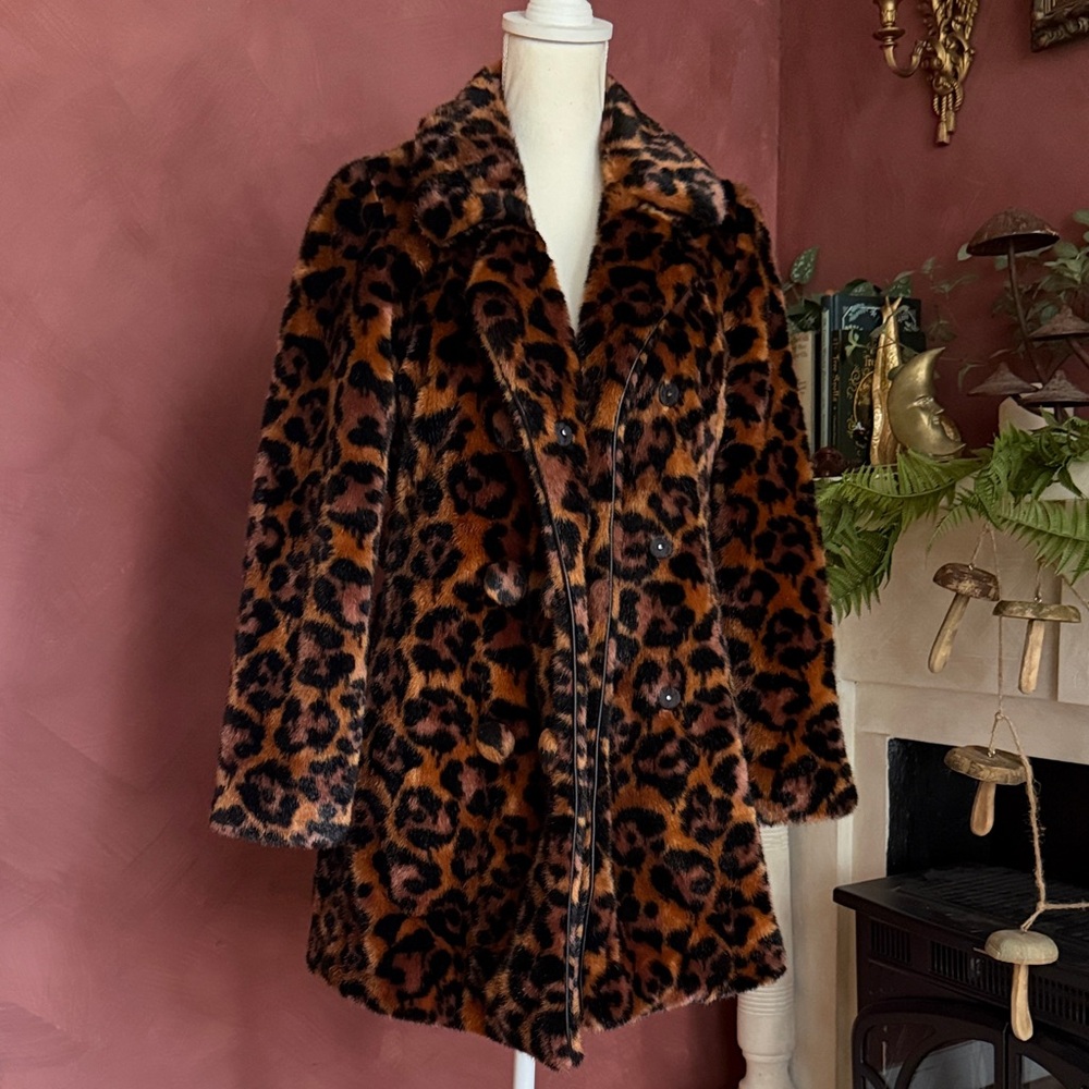 Coach Leopard Print Stunning faux fur coat